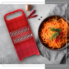 Karottenreibe aus Plastik