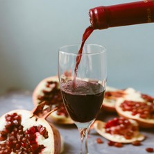 Гранатовое вино полусухое