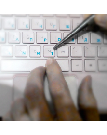 Transparente Aufkleber mit russischen Buchstaben in Rot für PC- oder MAC-Tastatur