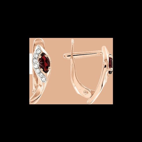 Faszinierende Ohrhänger mit Granat