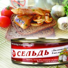 Hering in Tomatensauce