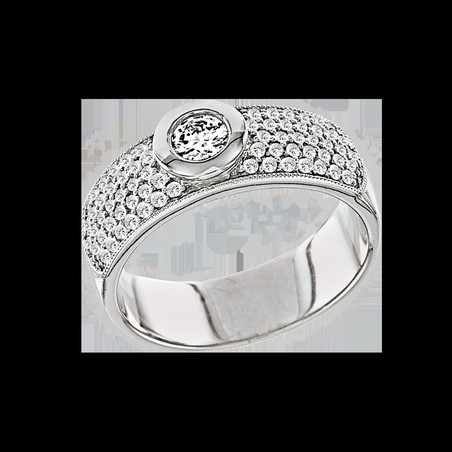 Кольцо с бриллиантами